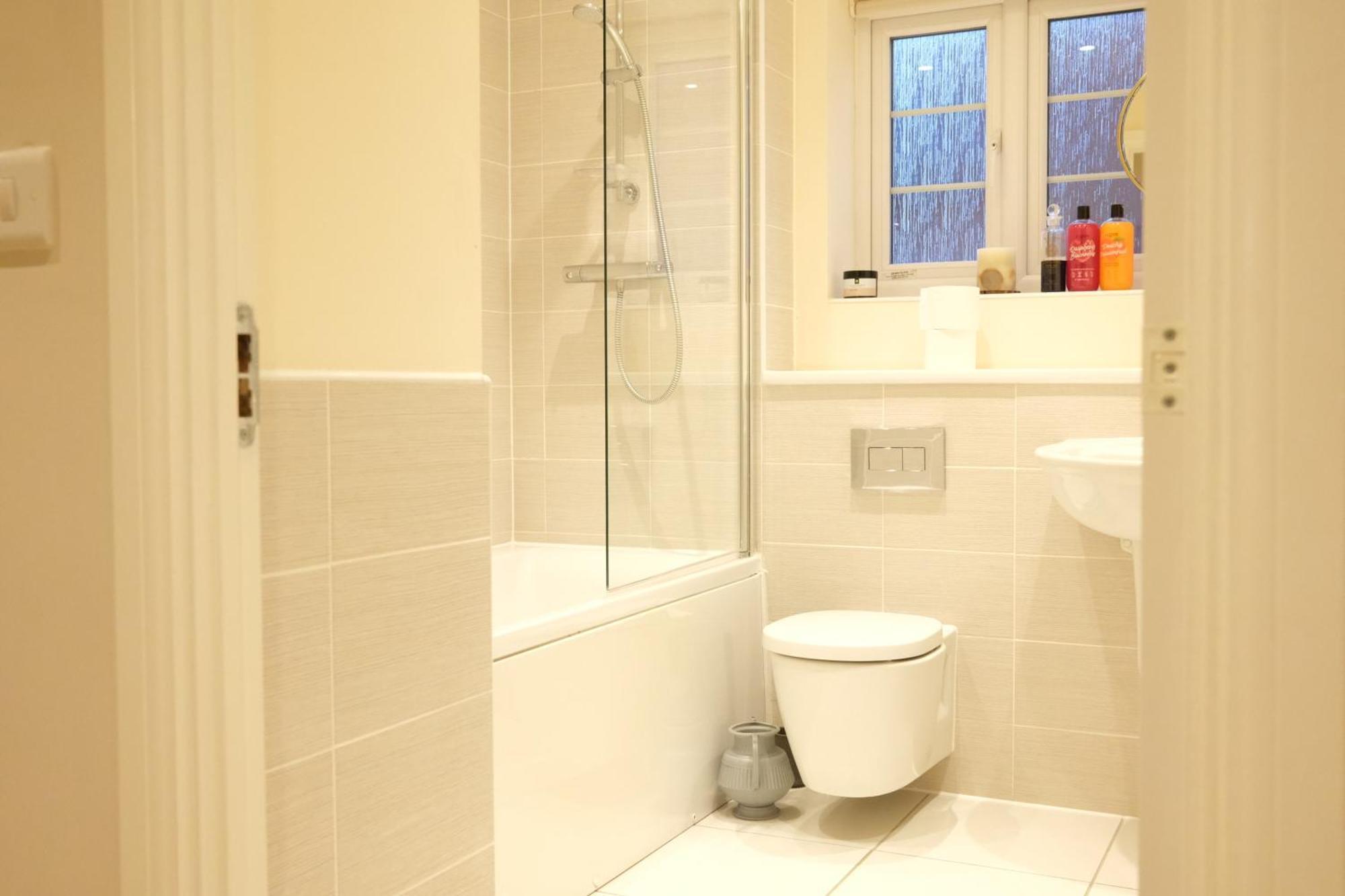 Luxury 6-Bedroom House 5 Minutes From Bicester Village Shopping Outlet Chesterton  Extérieur photo